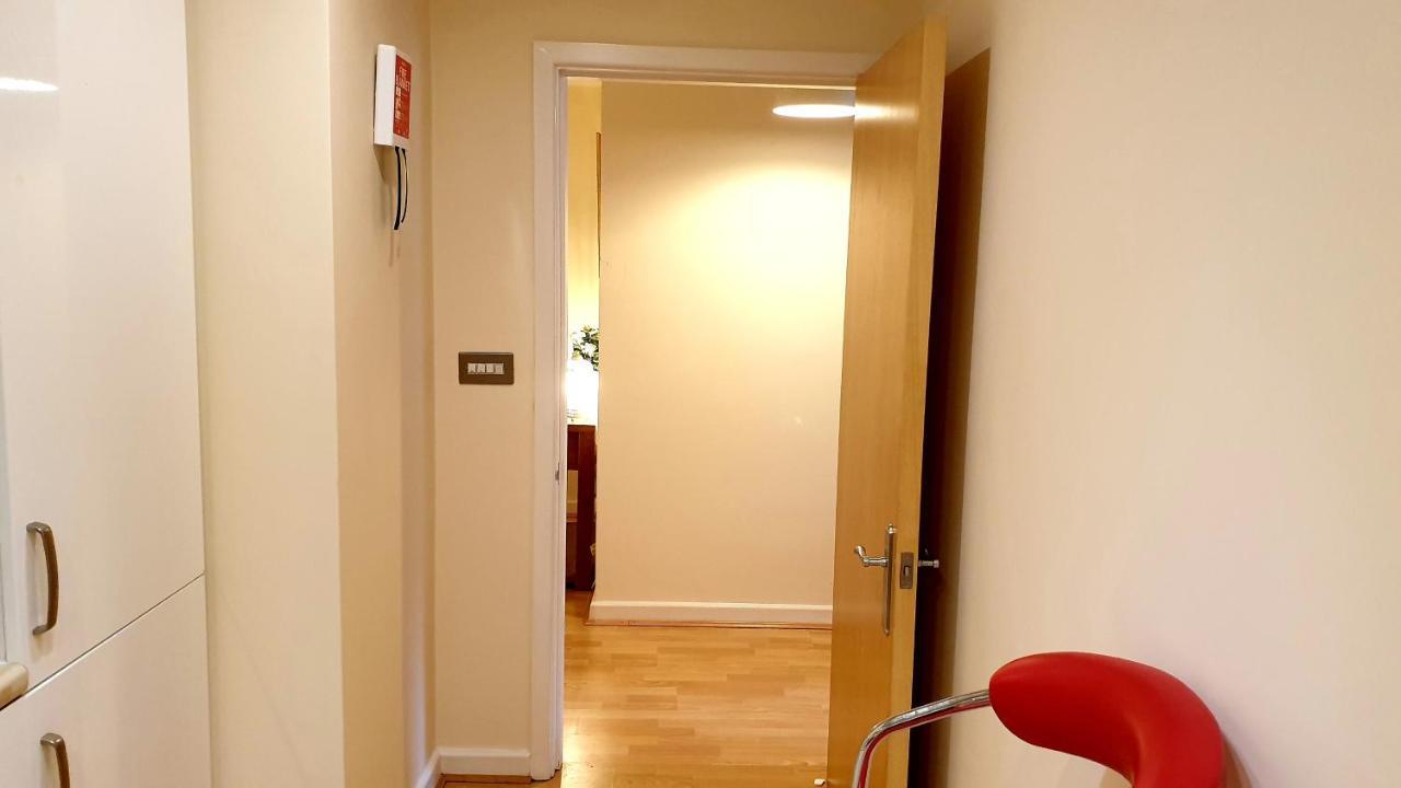 Elite Luxury Apartment Birmingham Bagian luar foto